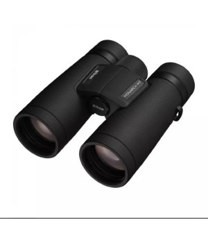 Бинокль Nikon MONARCH M7 10x42